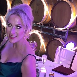 Meet your Posher, Becky